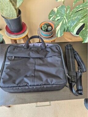 Dell Black Padded Laptop Briefcase Messenger Bag with Shoulder Strap